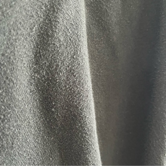 GAP vintage soft classic joggers in true black. - Picture 3 of 6